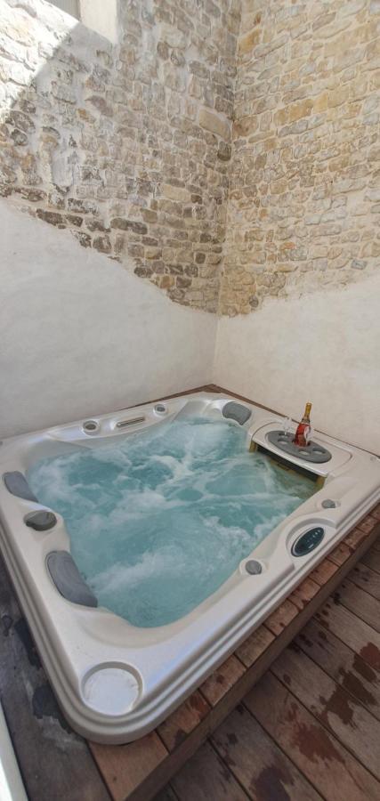 L'Acqua Dolce - La Rochelle - Ile De Re - Jacuzzi 아파트 외부 사진